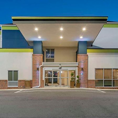 Comfort Inn & Suites Brunswick Exterior photo