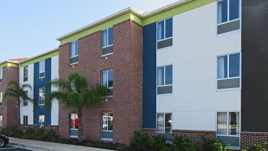 Comfort Inn & Suites Brunswick Exterior photo