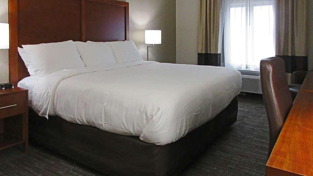 Comfort Inn & Suites Brunswick Room photo