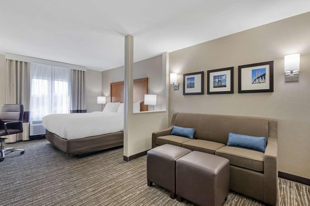 Comfort Inn & Suites Brunswick Room photo