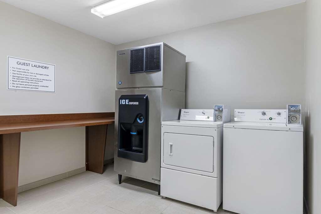 Comfort Inn & Suites Brunswick Facilities photo